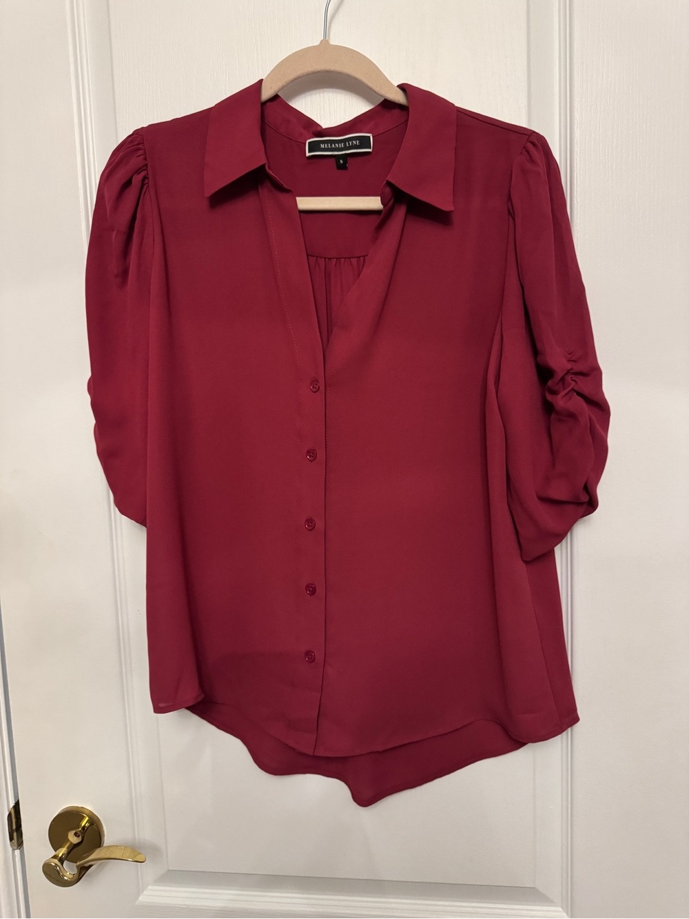 MELANIE LYNE Button-Front V-neck Opening Blouse
